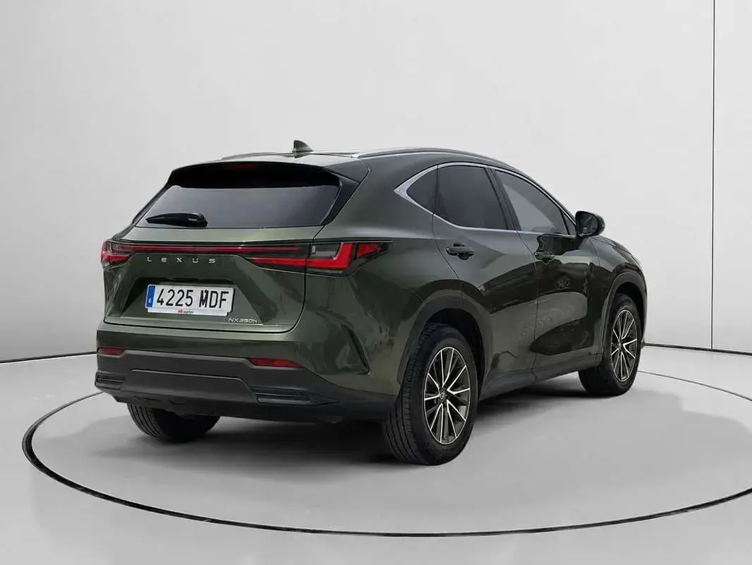 Usado Lexus NX350h Business Edition 242 CV (177 kW) 2023 Verde SUV