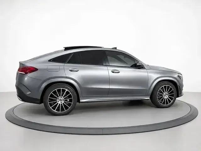 Usado Mercedes GLE300 269 CV (197 kW) 2023 Negro SUV