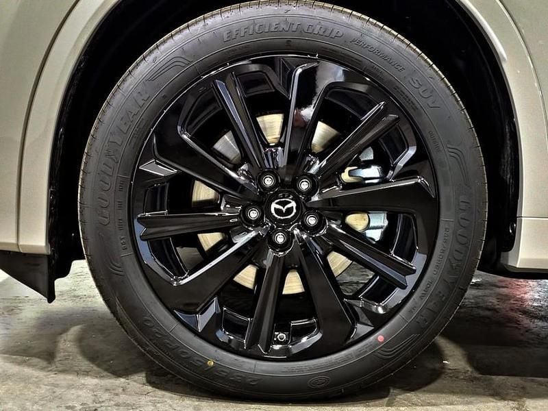 Usado Mazda CX-80 Homura-Line 254 CV (186 kW) 2024 Gris / plata SUV