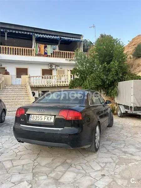 Usado Audi A4 140 CV (102 kW) 2007 Negro Berlina