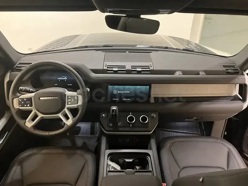 Usado Land Rover Defender SE 249 CV (183 kW) 2024 Negro SUV
