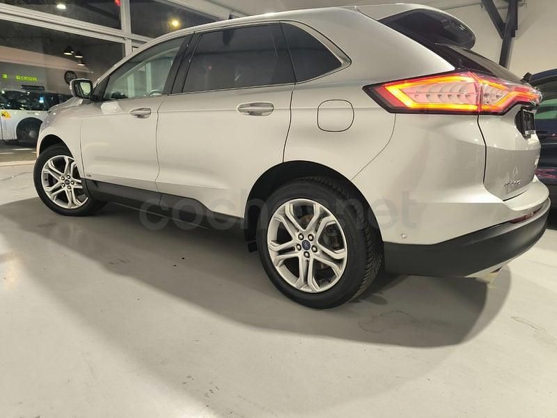 Usado Ford Edge Titanium 180 CV (132 kW) 2018 Gris / plata SUV