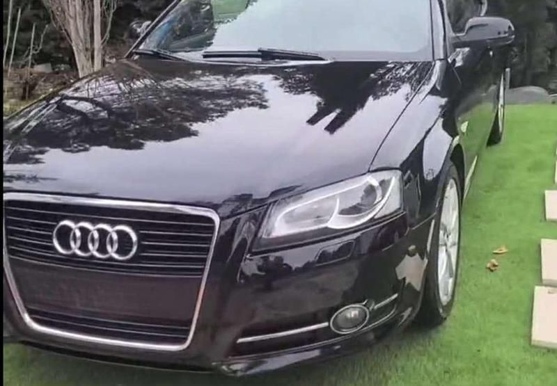 Usado Audi A3 Cabriolet Attraction 105 CV (77 kW) 2011 Negro Descapotable