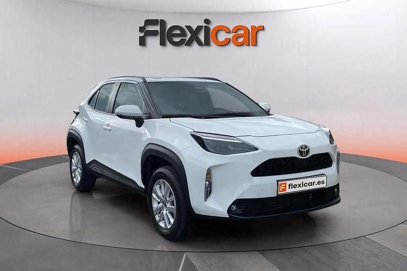 Blanco Nuevo 2025 Toyota Yaris Hybrid Active | 23.390 € (Precio justo) - Imagen 1/4