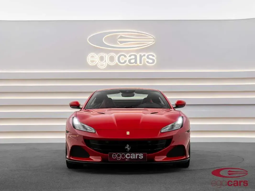 Usado Ferrari Portofino 620 CV (456 kW) 2023 Rojo Descapotable