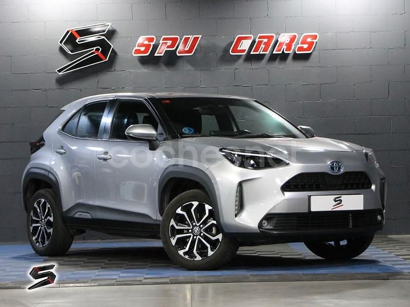 Gris / plata Usado 2021 Toyota Yaris Cross Active SUV | 22.850 € (Precio justo) - Imagen 1/4