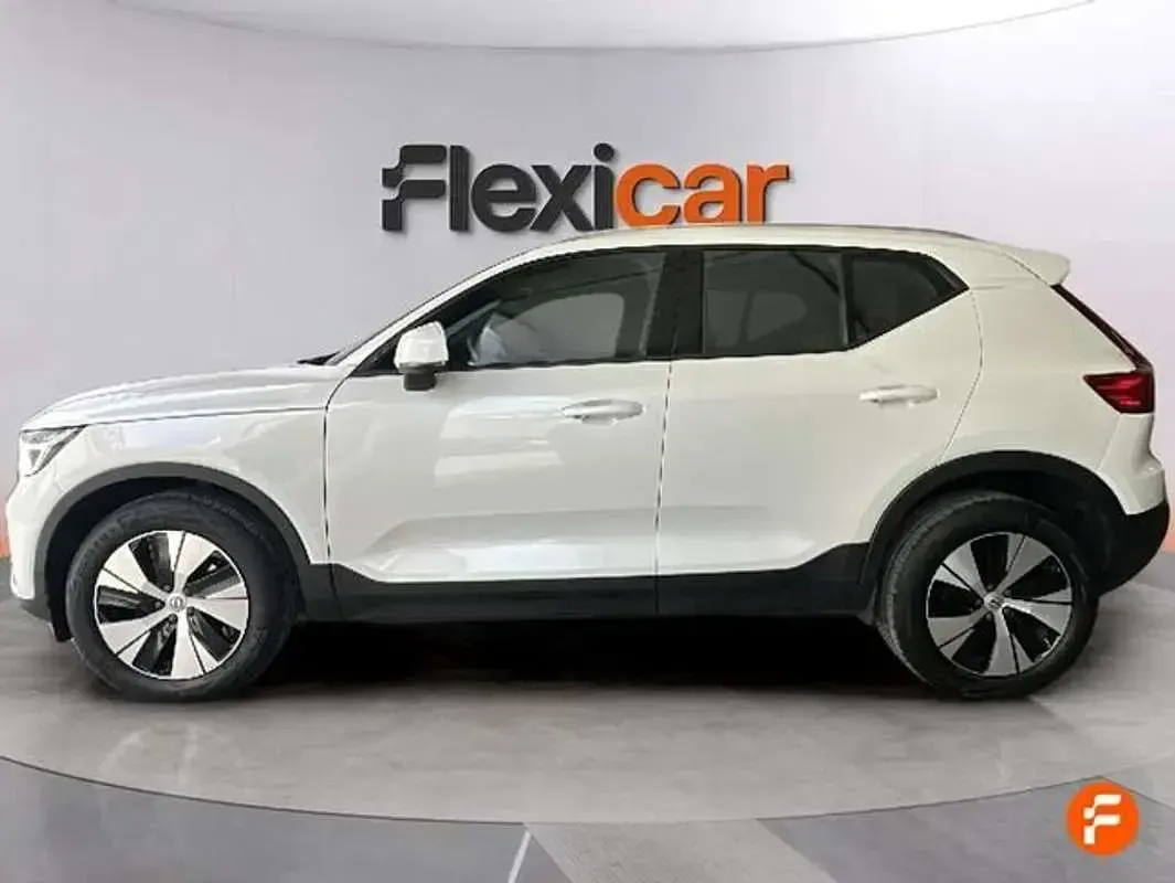 Usado Volvo XC40 Core 129 CV (94 kW) 2023 Blanco SUV
