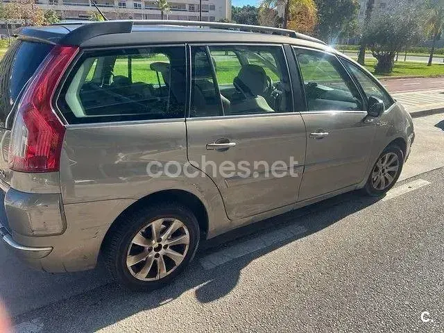 Usado Citroën C4 Picasso Exclusive 112 CV (82 kW) 2013 Beige Monovolumen