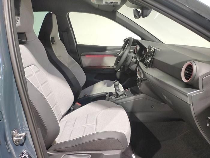 Nuevo Seat Arona FR 115 CV (84 kW) 2025 Azul SUV