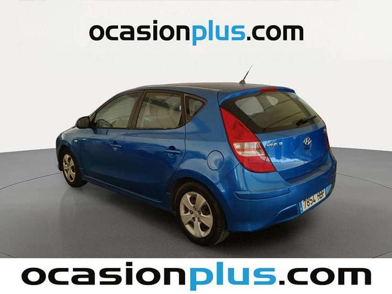 Usado Hyundai i30 Classic 109 CV (80 kW) 2011 Azul Utilitario