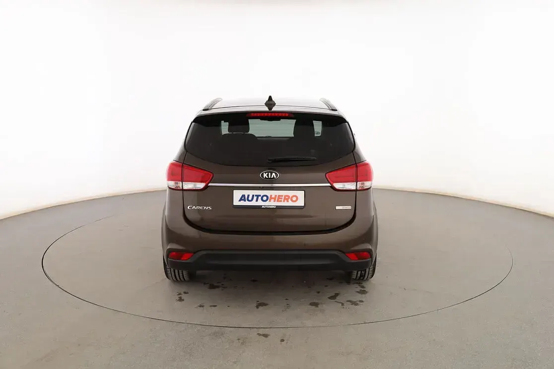 Usado Kia Carens 115 CV (84 kW) 2016 Marrón Monovolumen