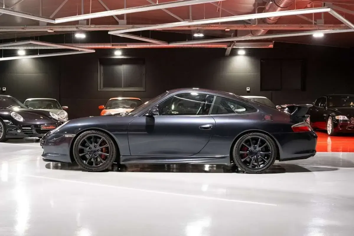 Usado Porsche 996 381 CV (280 kW) 2004 Gris Coupe