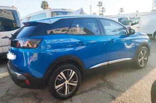 Usado Peugeot 3008 GT 130 CV (95 kW) 2022 Azul SUV