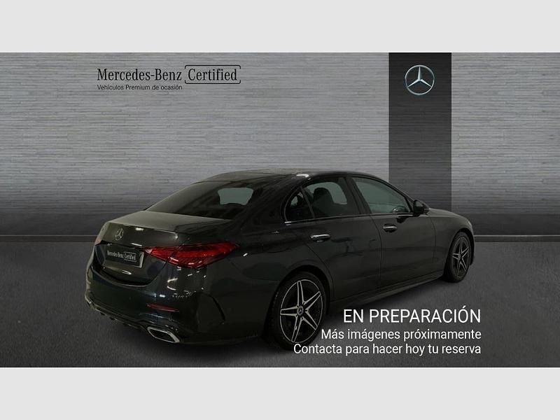 Usado Mercedes C200 AMG line 163 CV (119 kW) 2023 Gris grafito (metalizado) Berlina