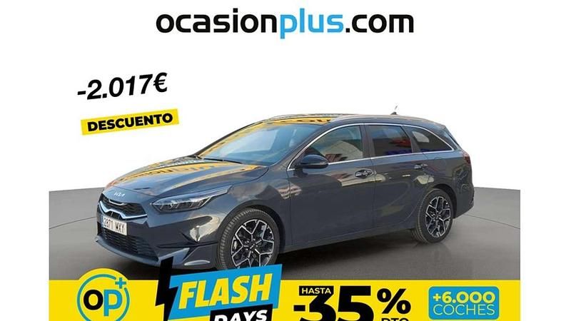 Usado Kia Ceed Style 101 CV (74 kW) 2025 Plateado Utilitario