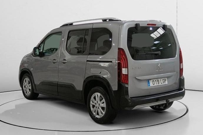 Usado Peugeot Rifter Allure 132 CV (97 kW) 2020 Gris Monovolumen