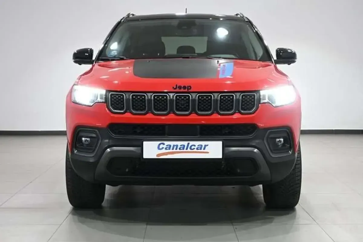 Usado Jeep Compass 129 CV (94 kW) 2023 Rojo SUV