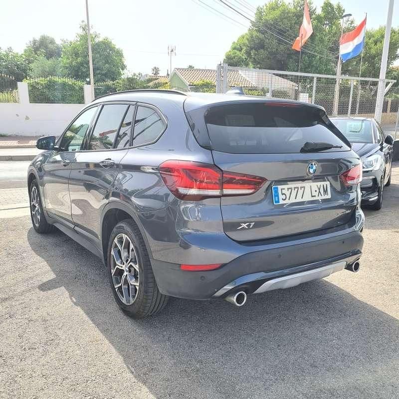 Usado BMW X1 150 CV (110 kW) 2022 Gris SUV