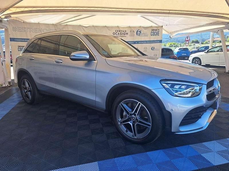 Usado Mercedes GLC220 194 CV (142 kW) 2022 Plateado SUV
