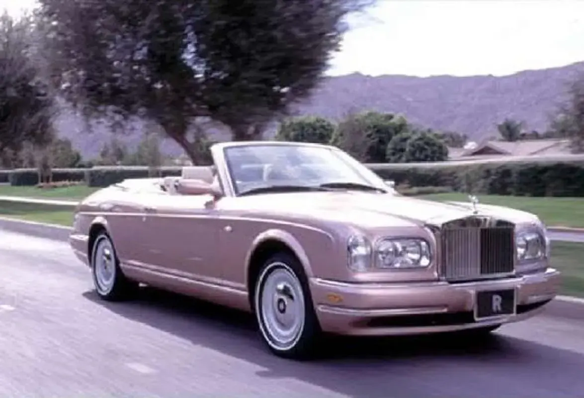Usado Rolls Royce Corniche 329 CV (241 kW) 2000 Azul Descapotable