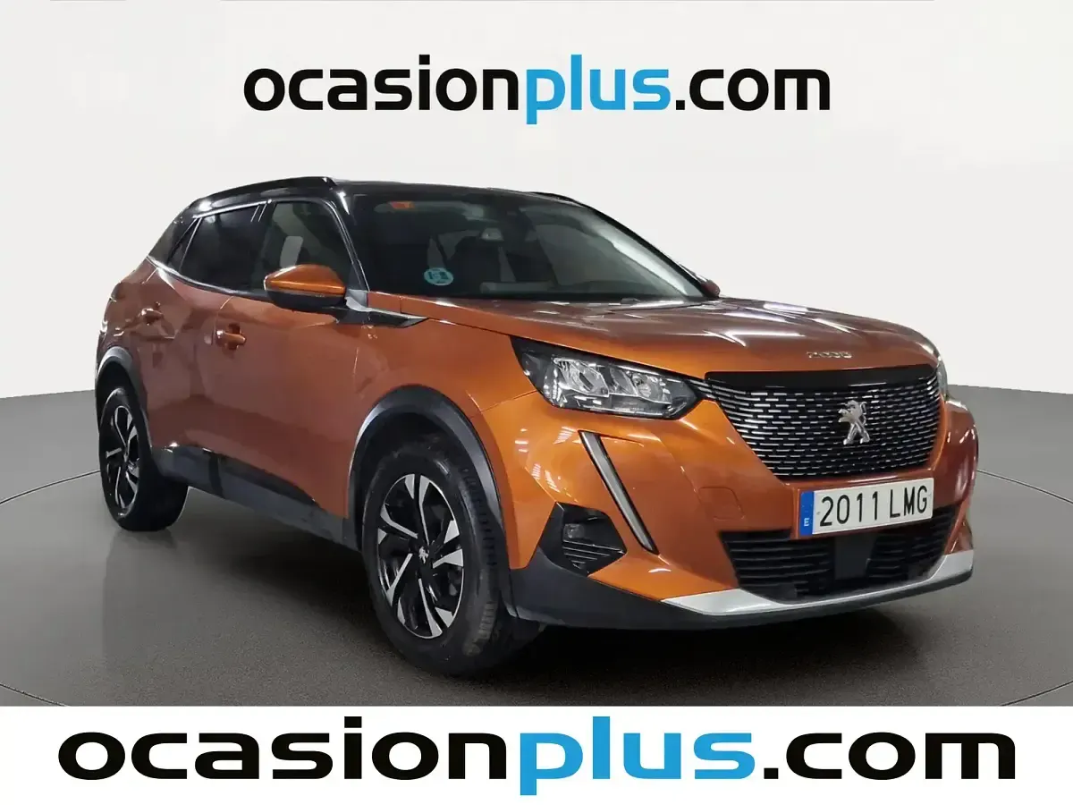 Usado Peugeot 2008 Allure 130 CV (95 kW) 2021 Naranja SUV