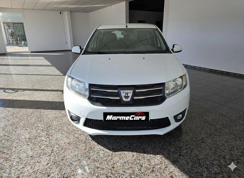 Usado Dacia Sandero Ambiance 75 CV (55 kW) 2016 Blanco