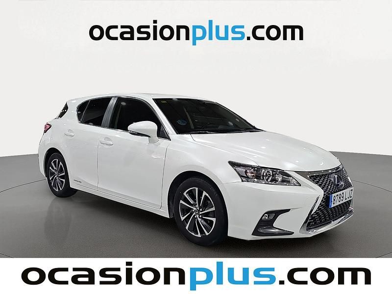Usado Lexus CT200h Business Edition 136 CV (100 kW) 2020 Blanco Utilitario