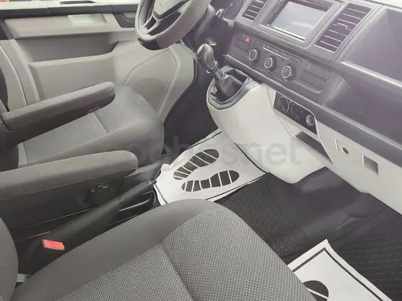 Usado VW Multivan 114 CV (83 kW) 2019 Azul Monovolumen
