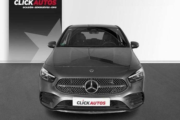 Usado Mercedes 200 AMG Line Premium 150 CV (110 kW) 2023