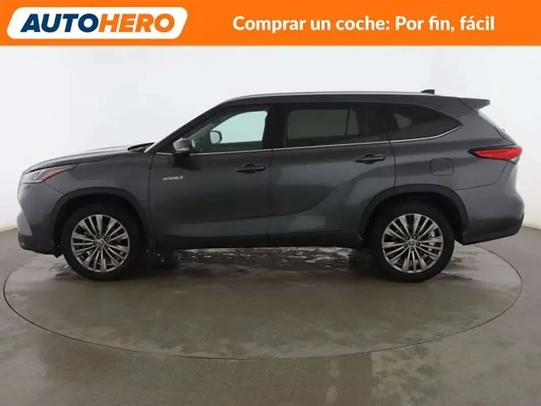 Używany Toyota Highlander Advance 247 KM (181 kW) 2021 Szary SUV