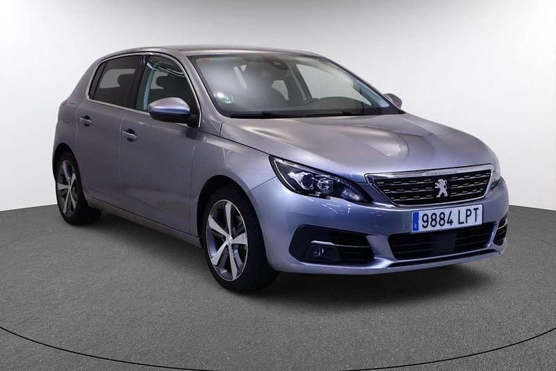 Usado Peugeot 308 Active 131 CV (96 kW) 2021 Plateado Utilitario