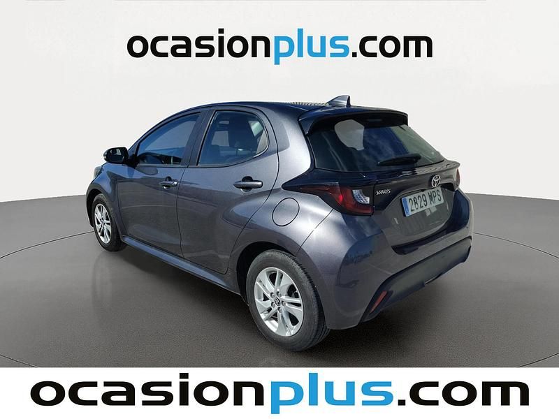 Usado Toyota Yaris Edition 125 CV (91 kW) 2024 Gris Utilitario