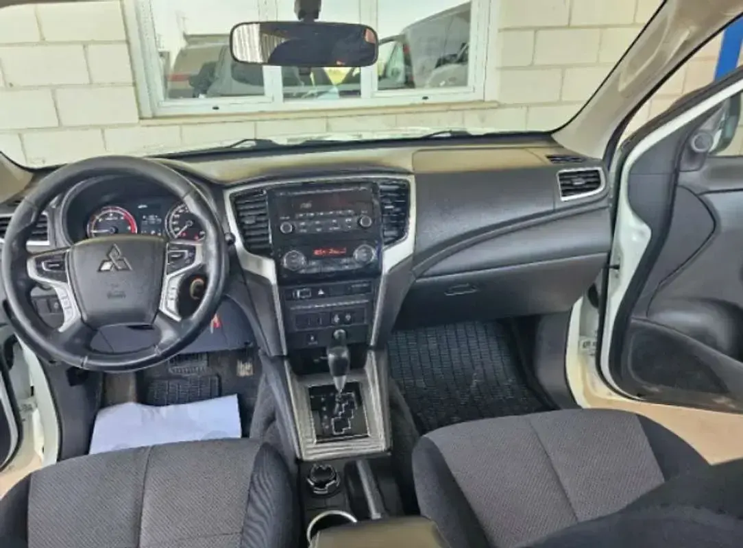 Usado Mitsubishi L200 150 CV (110 kW) 2022 Pickup/Camioneta