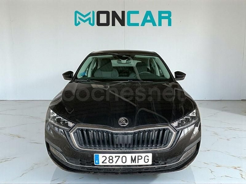Usado Skoda Octavia Selection 150 CV (110 kW) 2024 Negro Berlina