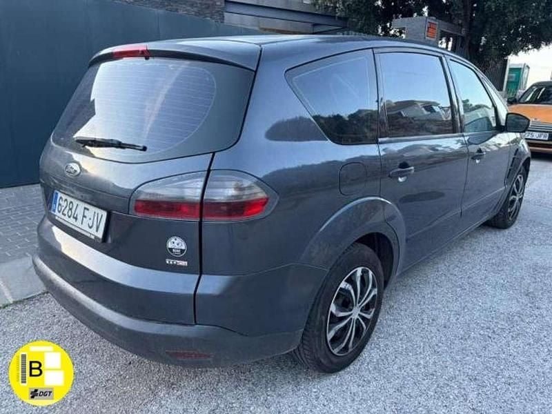 Usado Ford S-MAX S 140 CV (102 kW) 2007 Gris Monovolumen