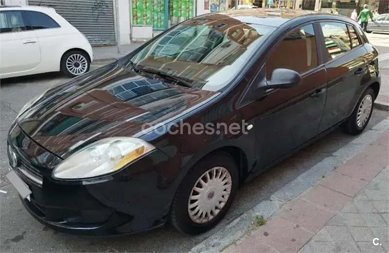 Usado Fiat Bravo Active 90 CV (66 kW) 2010 Negro Utilitario