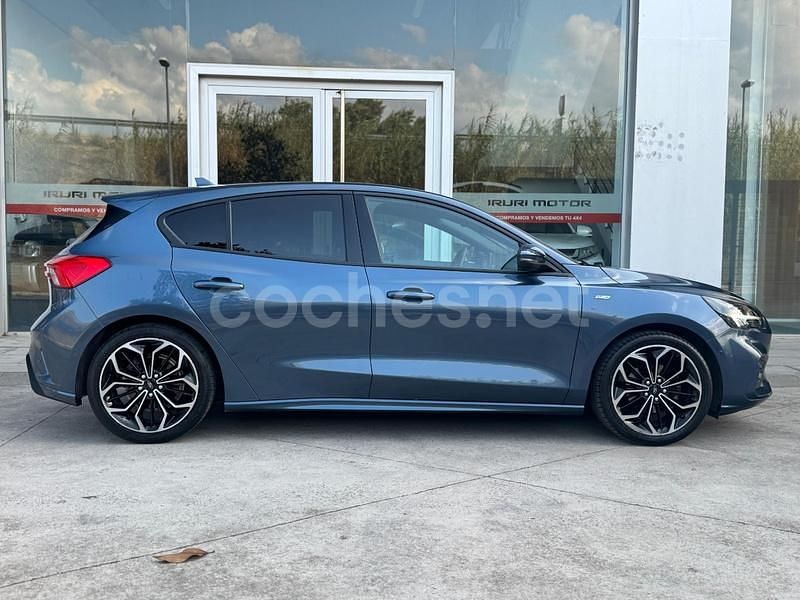Azul Usado 2020 Ford Focus ST-Line Berlina | 15.999 € (Buen precio) - Imagen 1/4
