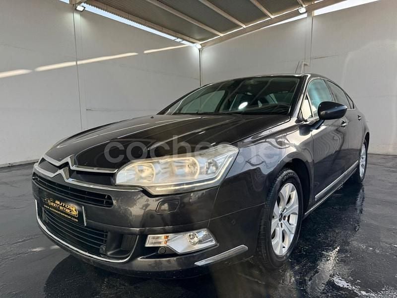Usado Citroën C5 Business Class 140 CV (102 kW) 2012 Gris / plata Berlina