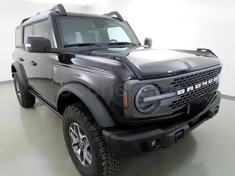 Usado Ford Bronco 335 CV (246 kW) 2025 Negro SUV