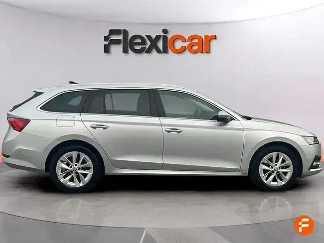 Occasion Skoda Octavia Ambition 150 PK (110 kW) 2022 Grijs Sedan