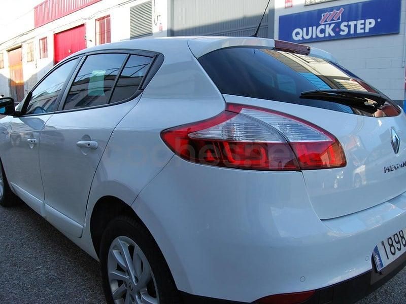 Usado Renault Mégane LIMITED 115 CV (84 kW) 2014 Blanco Berlina