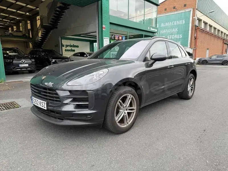 Usado Porsche Macan 245 CV (180 kW) 2019 Gris / plata SUV