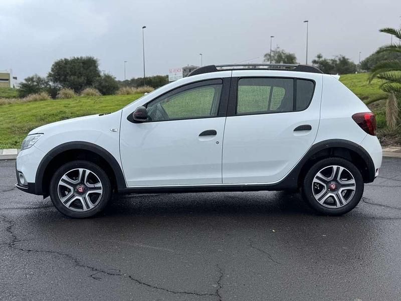 Usado Dacia Sandero 90 CV (66 kW) 2019 Blanco Utilitario