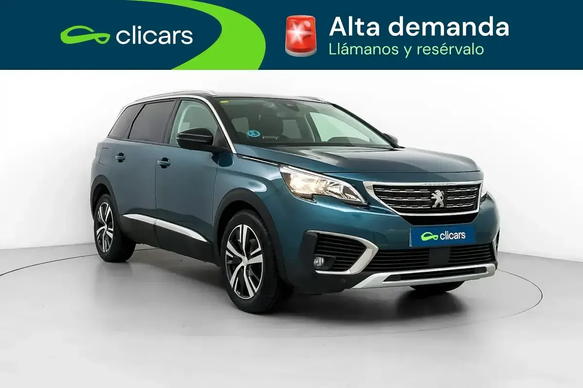 Usado Peugeot 5008 Allure 120 CV (88 kW) 2018 Amarillo SUV