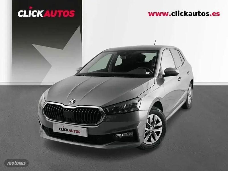Gris Usado 2024 Skoda Fabia Selection | 19.950 € (Precio justo) - Imagen 1/4