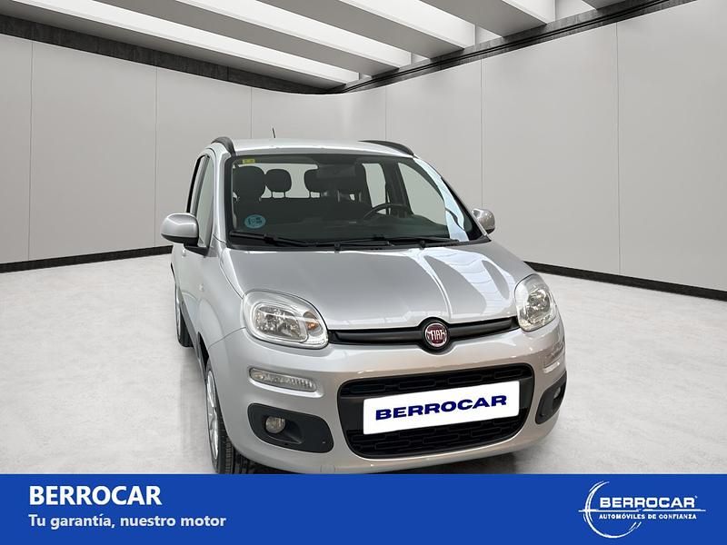 Usado Fiat Panda Lounge 69 CV (50 kW) 2018 Gris Utilitario