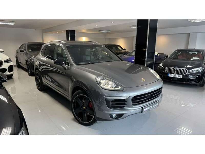 Gris Usado 2016 Porsche Cayenne SUV | 39.900 € (Precio justo) - Imagen 1/4