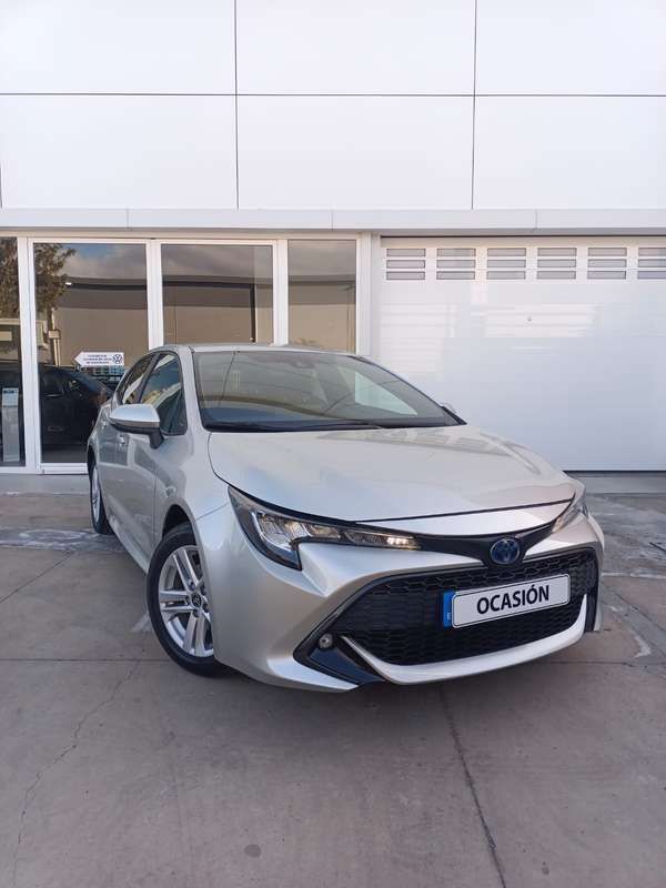 Beige Usado 2022 Toyota Corolla Active Utilitario | 17.500 € (Super precio) - Imagen 1/4