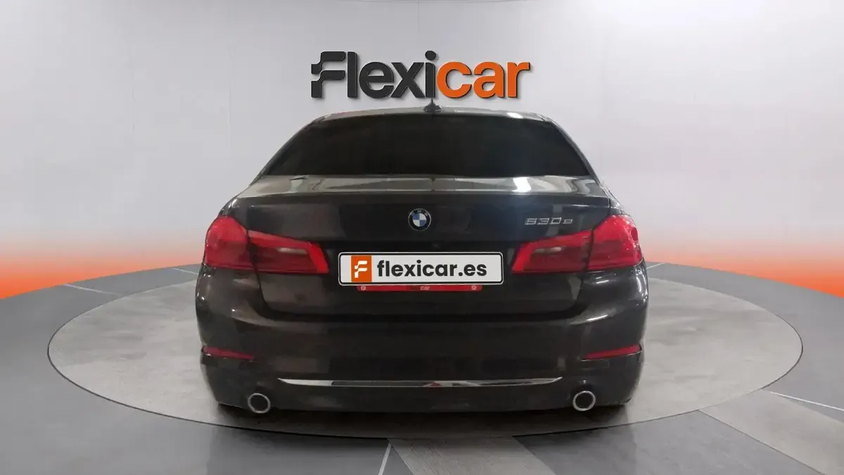 Usado BMW 530e 252 CV (185 kW) 2019 Negro Berlina