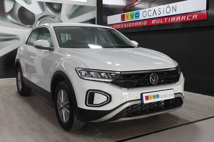 Blanco Nuevo 2025 VW T-Roc Business SUV | 29.900 € (Caro) - Imagen 1/4